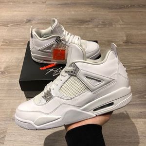 Air Jordan 4 Retro Pure Money